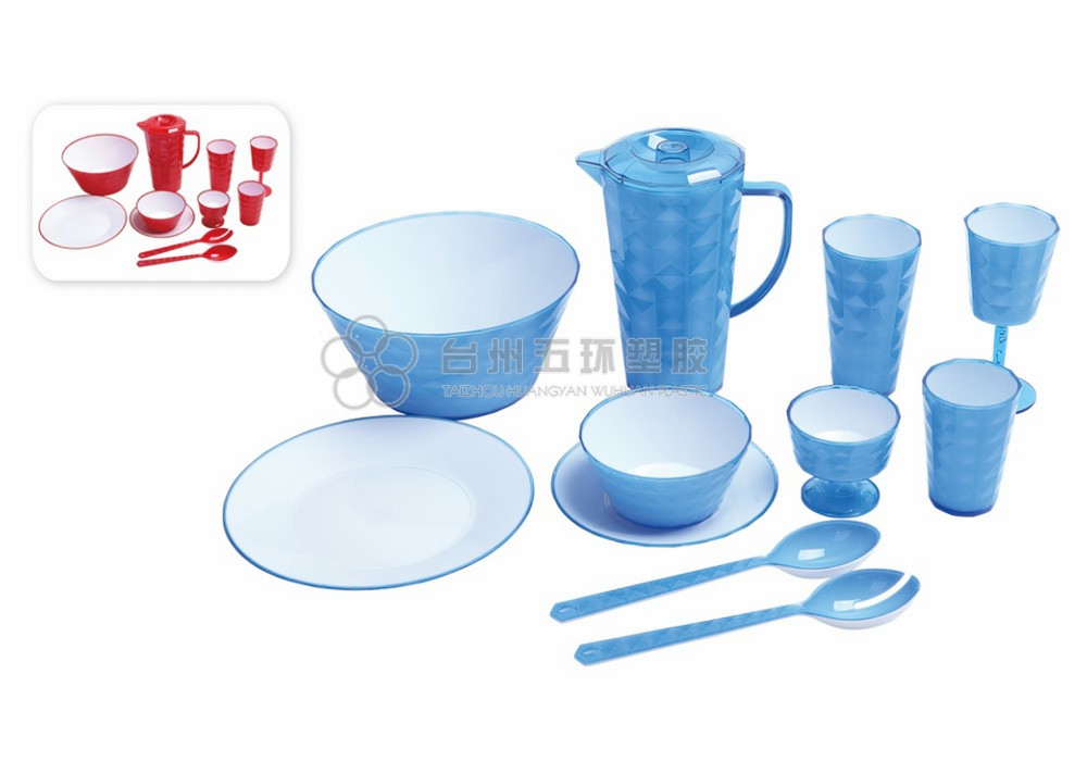 Custom Eco Friendly Plastic Tableware Set