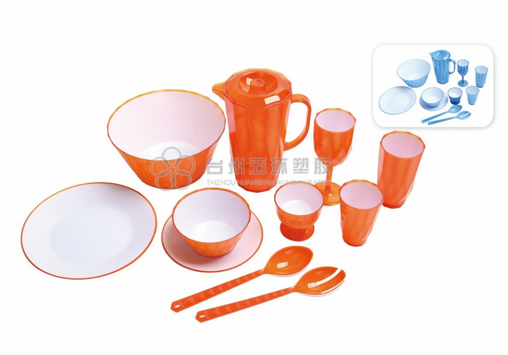 reusable plastic picnic plates