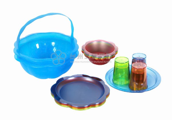 colorful plastic picnic set 22pcs