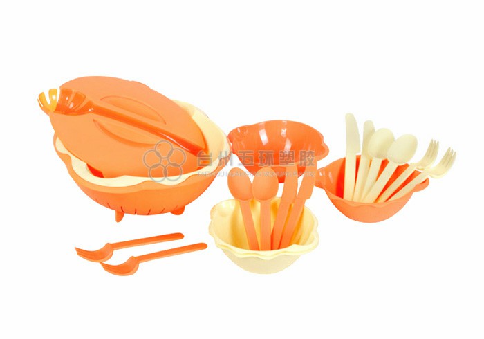 plastic forks and salad mixing bowls