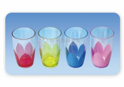 Two-tone tumbler